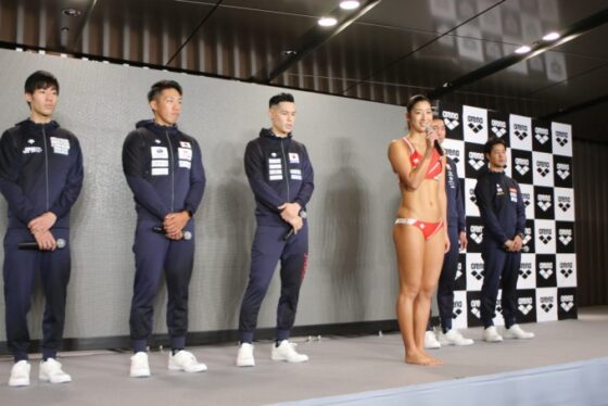 デサントがビーチバレー日本代表の2019年新ウエアを発表